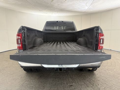 Used 2022 RAM 3500 Laramie image 9