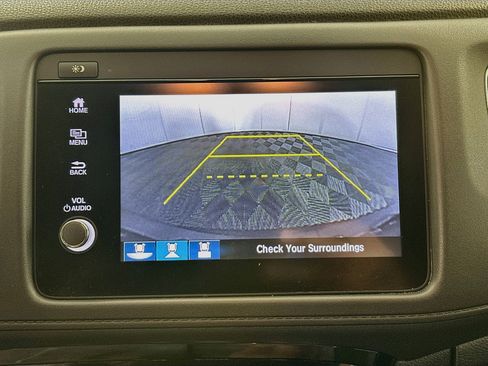Used 2019 Honda HR-V EX image 21