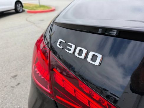 Used 2022 Mercedes-Benz C 300 Sedan image 9