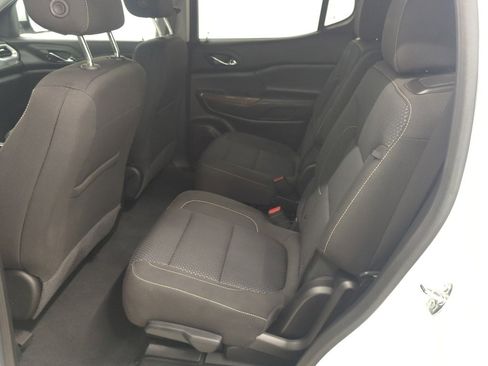 Used 2023 GMC Acadia SLE w/ Driver Convenience Package image 12