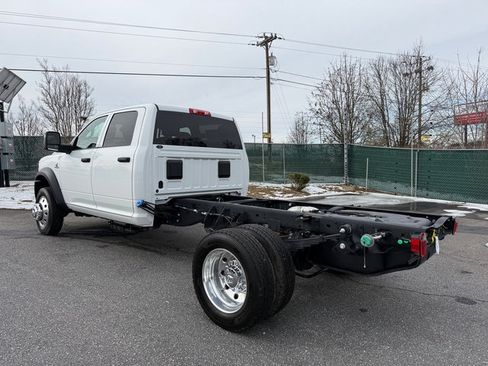 New 2026 RAM 5500 Tradesman w/ Chrome Appearance Group image 9