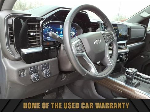 Used 2024 Chevrolet Silverado 1500 LT Trail Boss w/ Convenience Package II AWD/4WD image 17