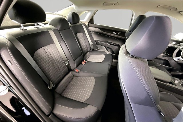 New 2026 Kia K5 LXS FWD image 11