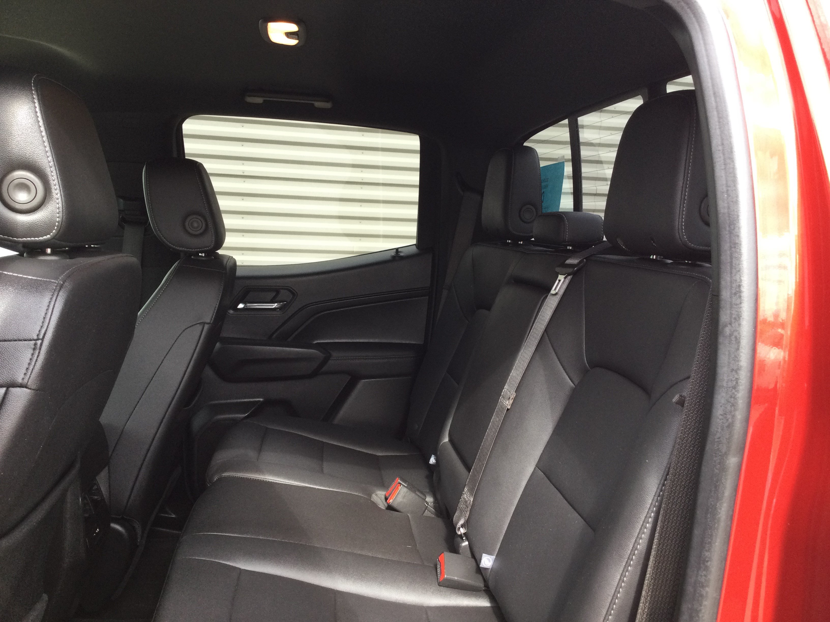 Used 2023 GMC Canyon Elevation w/ Elevation Premium Package AWD/4WD image 9
