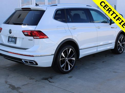 Certified 2023 Volkswagen Tiguan SEL R-Line image 6