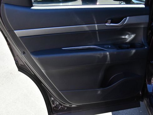 Used 2024 Hyundai Palisade SEL FWD image 37