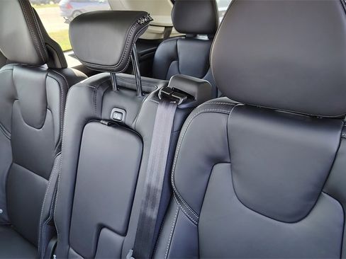New 2026 Volvo XC90 B6 Ultra image 26