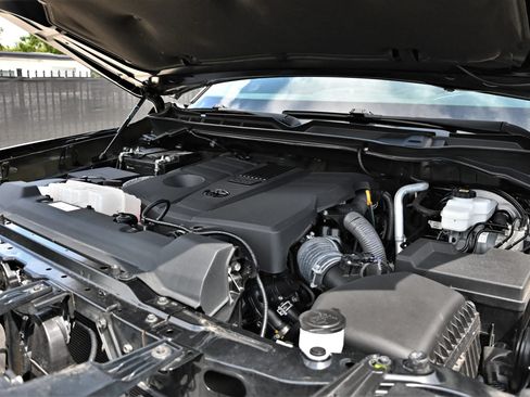 Used 2022 Toyota Tundra Limited RWD image 22