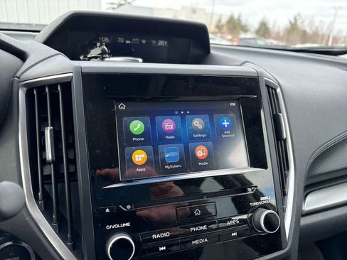 Used 2023 Subaru Forester Premium image 12