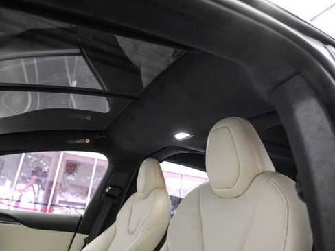 Used 2023 Tesla Model X AWD/4WD image 6