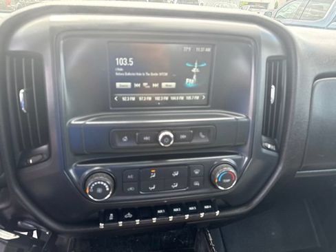 Used 2018 Chevrolet Silverado 3500 W/T AWD/4WD image 9