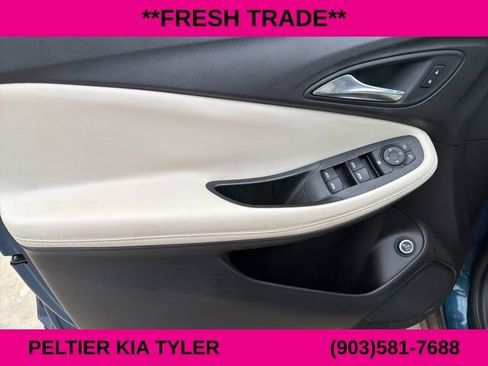 Used 2021 Buick Encore GX Select image 15