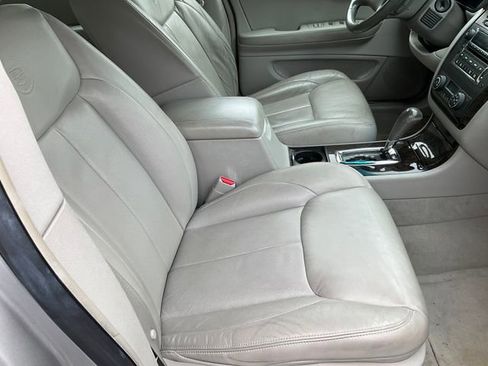 Used 2011 Cadillac DTS Luxury image 10