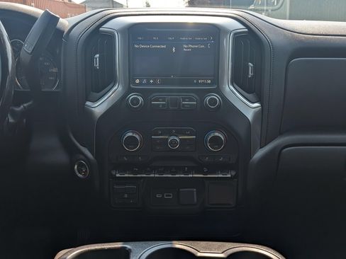 Used 2019 Chevrolet Silverado 1500 RST AWD/4WD image 11