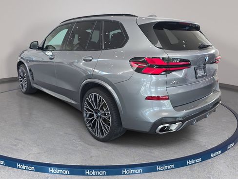 Used 2026 BMW X5 xDrive40i w/ M Sport Package AWD/4WD image 9