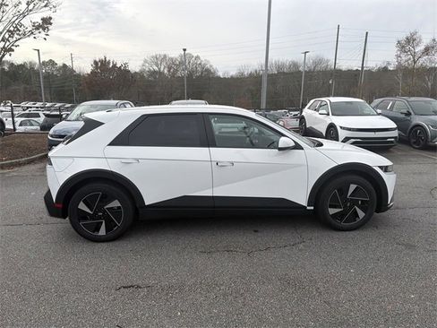 New 2026 Hyundai Ioniq 5 SE image 8