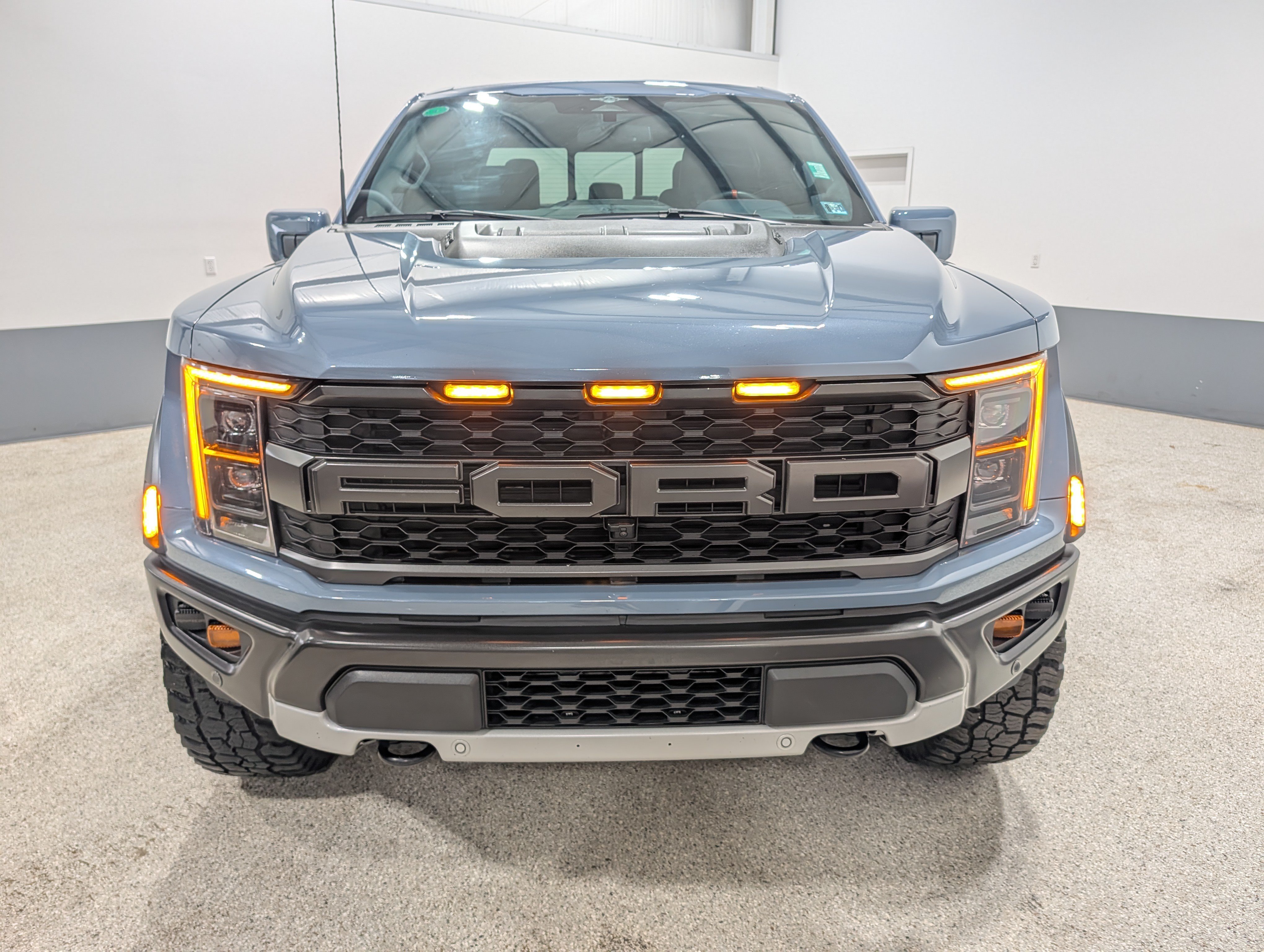 Used 2023 Ford F150 Raptor w/ Raptor 37 Performance Package AWD/4WD image 8