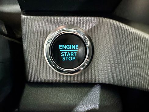 Used 2024 Ford F450 Platinum w/ FX4 Off-Road Package image 21