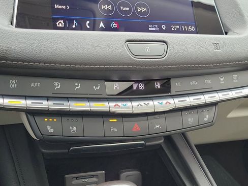 Used 2019 Cadillac XT4 Premium Luxury image 29