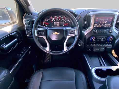 Used 2021 Chevrolet Silverado 1500 LTZ AWD/4WD image 6