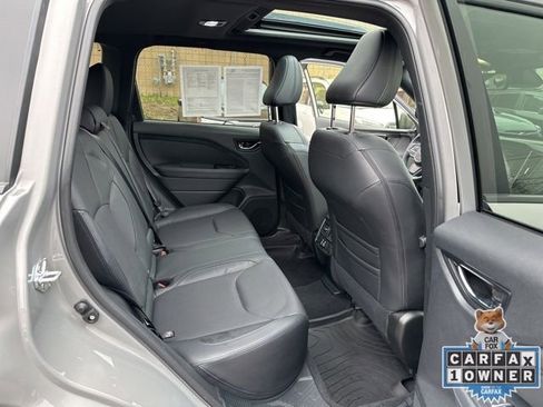 Certified 2025 Subaru Forester Limited image 32