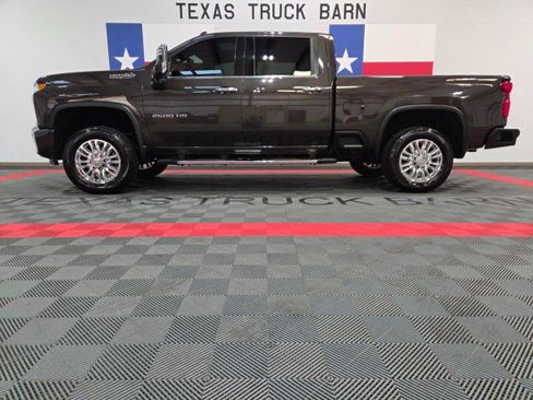 Used 2020 Chevrolet Silverado 2500 High Country w/ Z71 Off-Road Package image 1