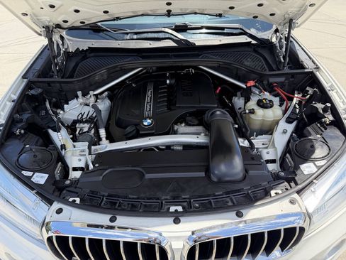 Used 2017 BMW X5 xDrive35i AWD/4WD image 28