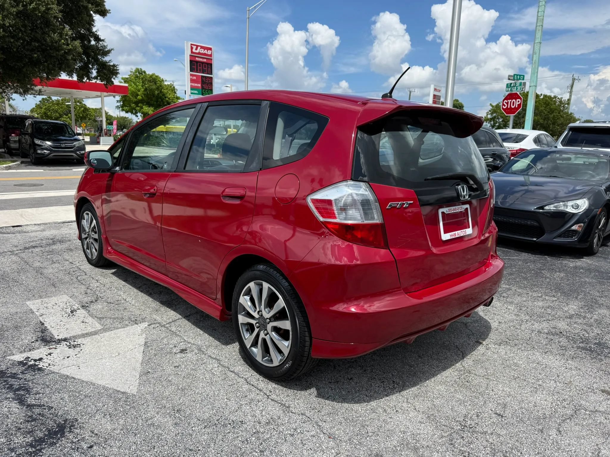 Used 2013 Honda Fit Sport image 3