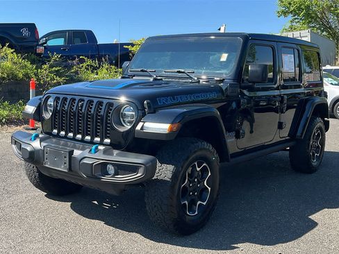Used 2022 Jeep Wrangler Unlimited Rubicon 4xe w/ Cold Weather Group AWD/4WD image 3