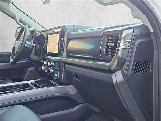 Used 2025 Ford F250 Lariat AWD/4WD image 18