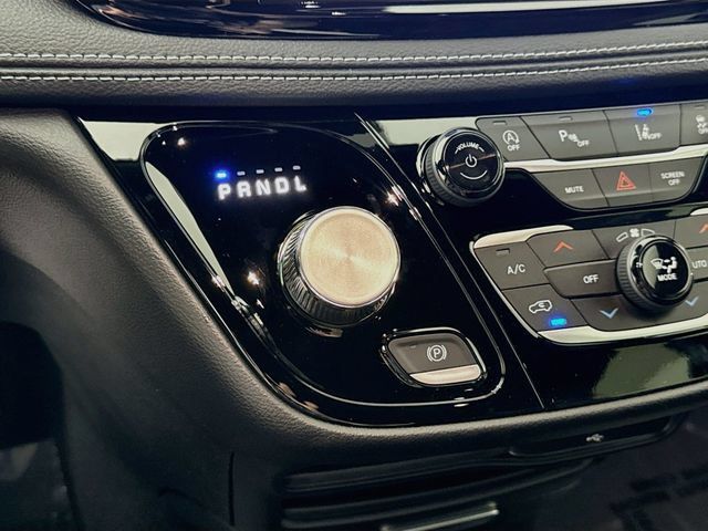 New 2027 Chrysler Pacifica Select FWD image 16
