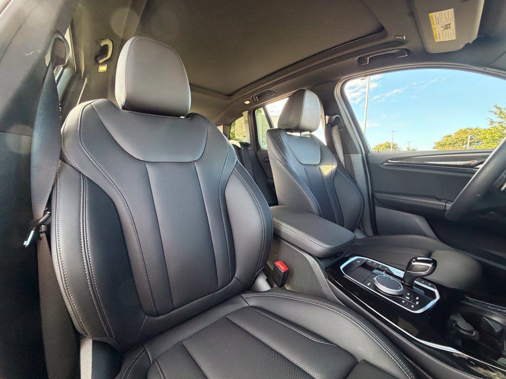 Certified 2024 BMW X3 M40i w/ Premium Package AWD/4WD image 18