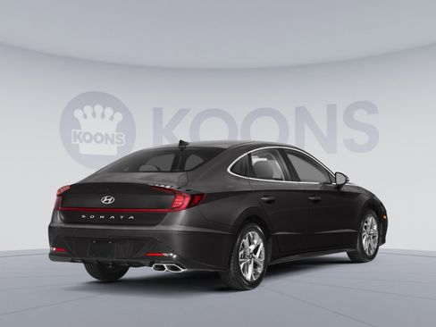 Used 2023 Hyundai Sonata SEL image 2