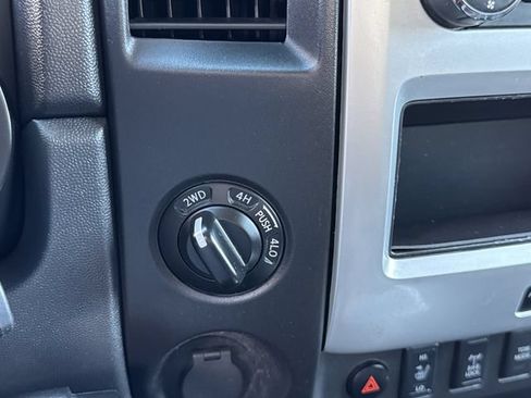 Used 2014 Nissan Titan PRO-4X w/ Pro-4x Luxury Package AWD/4WD image 31