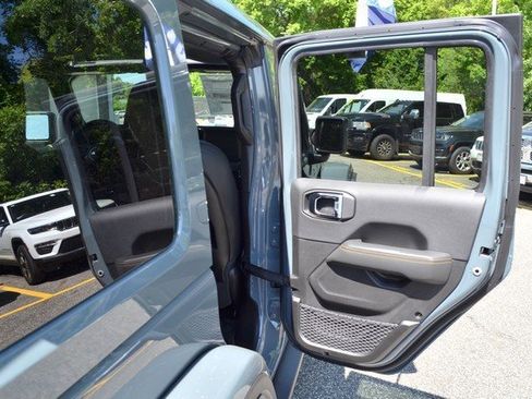 New 2025 Jeep Wrangler Unlimited Rubicon 392 image 36