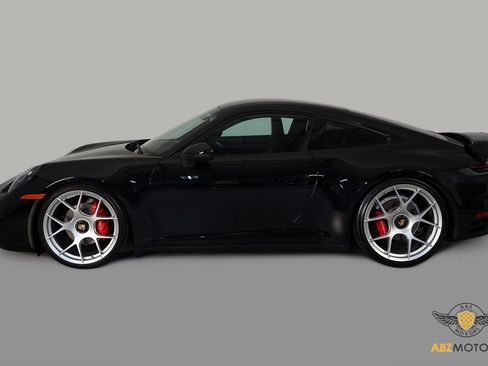 Used 2022 Porsche 911 Carrera image 5