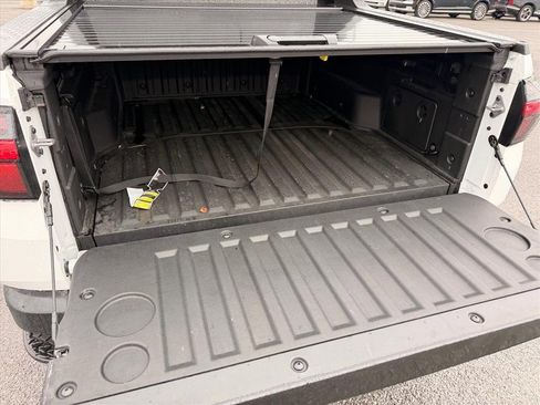 Used 2024 Hyundai Santa Cruz Limited image 29