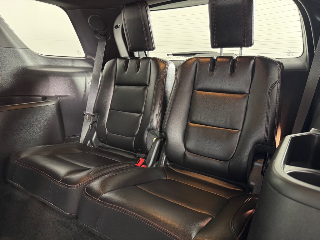 Used 2016 Ford Explorer Sport AWD/4WD image 25