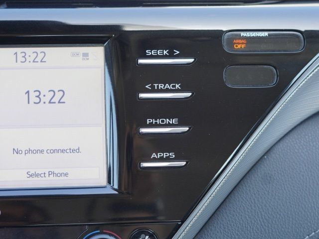 Used 2020 Toyota Camry SE FWD image 27