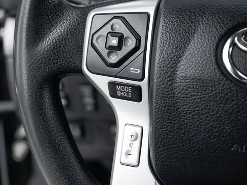 Used 2015 Toyota Tundra SR5 w/ SR5 Upgrade Package image 22