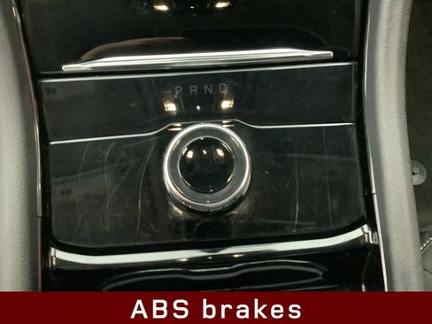 Used 2023 Jeep Grand Cherokee Laredo image 17