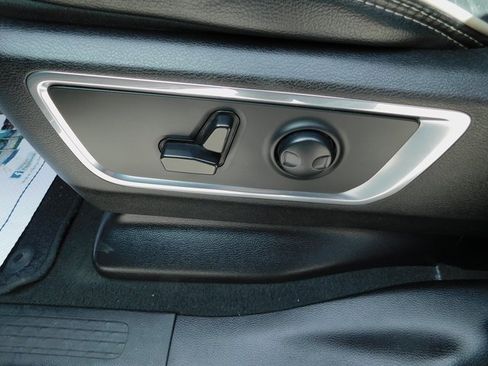 Used 2024 RAM 1500 Laramie image 24