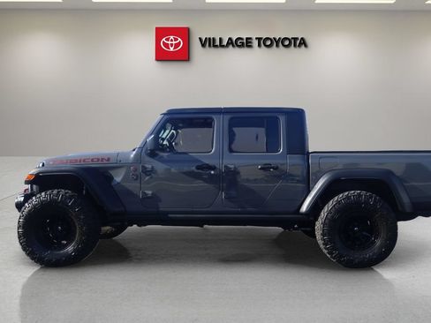 Used 2021 Jeep Gladiator Rubicon w/ Trailer Tow Package AWD/4WD image 2