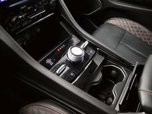 Used 2025 Jeep Grand Cherokee Summit image 22