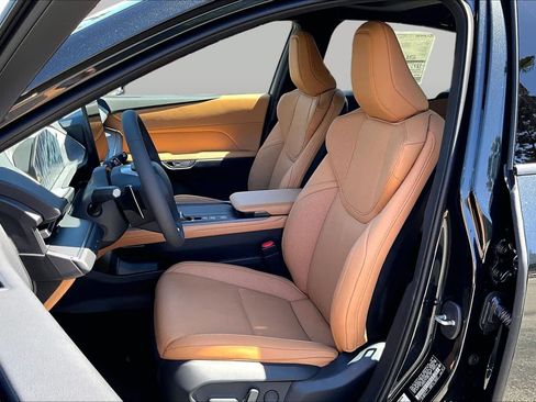 New 2026 Lexus ES 350e FWD image 18