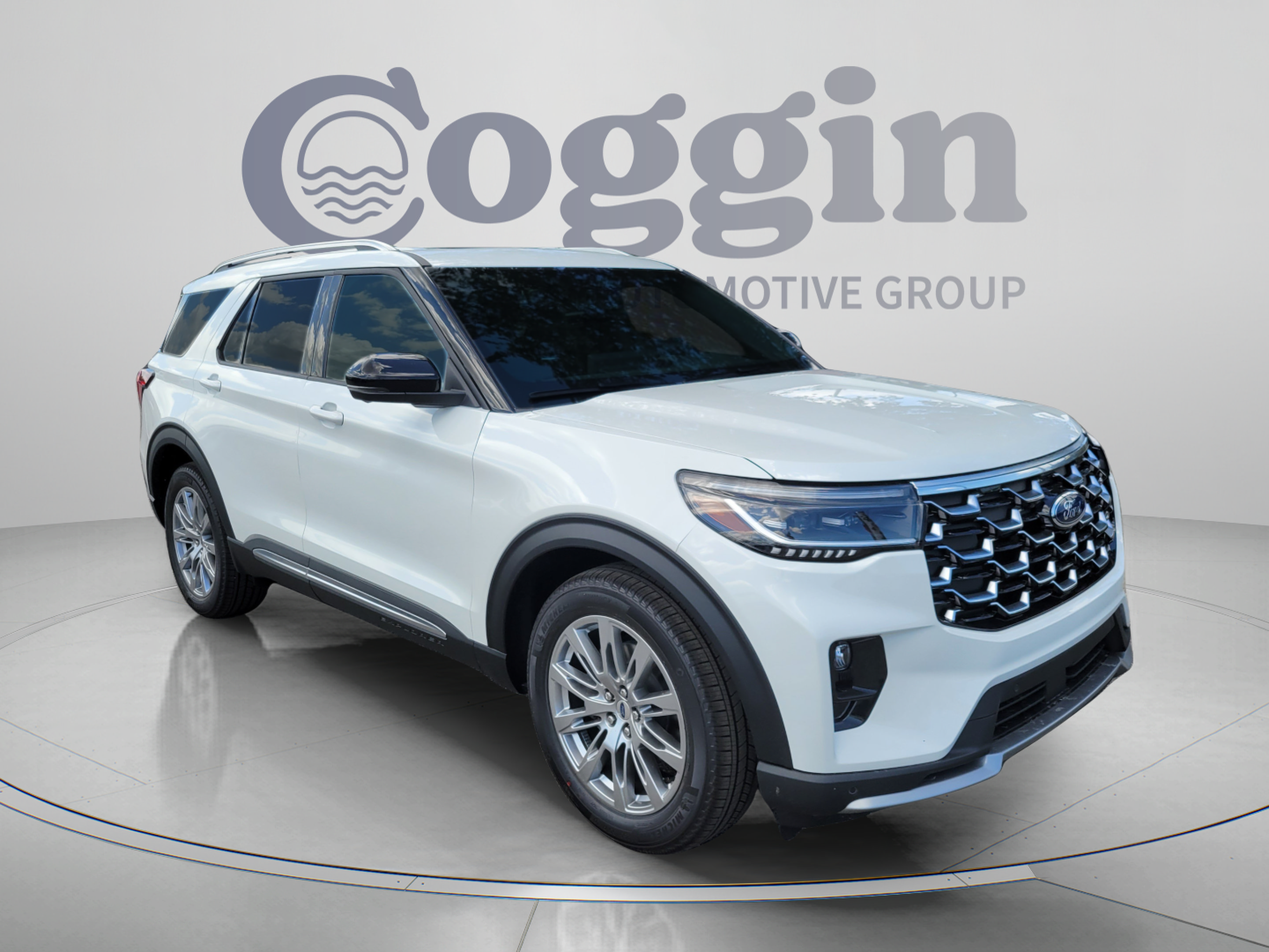 New 2026 Ford Explorer Platinum RWD image 4
