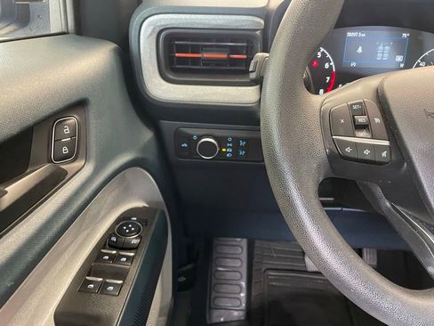 Used 2022 Ford Maverick XLT FWD image 12