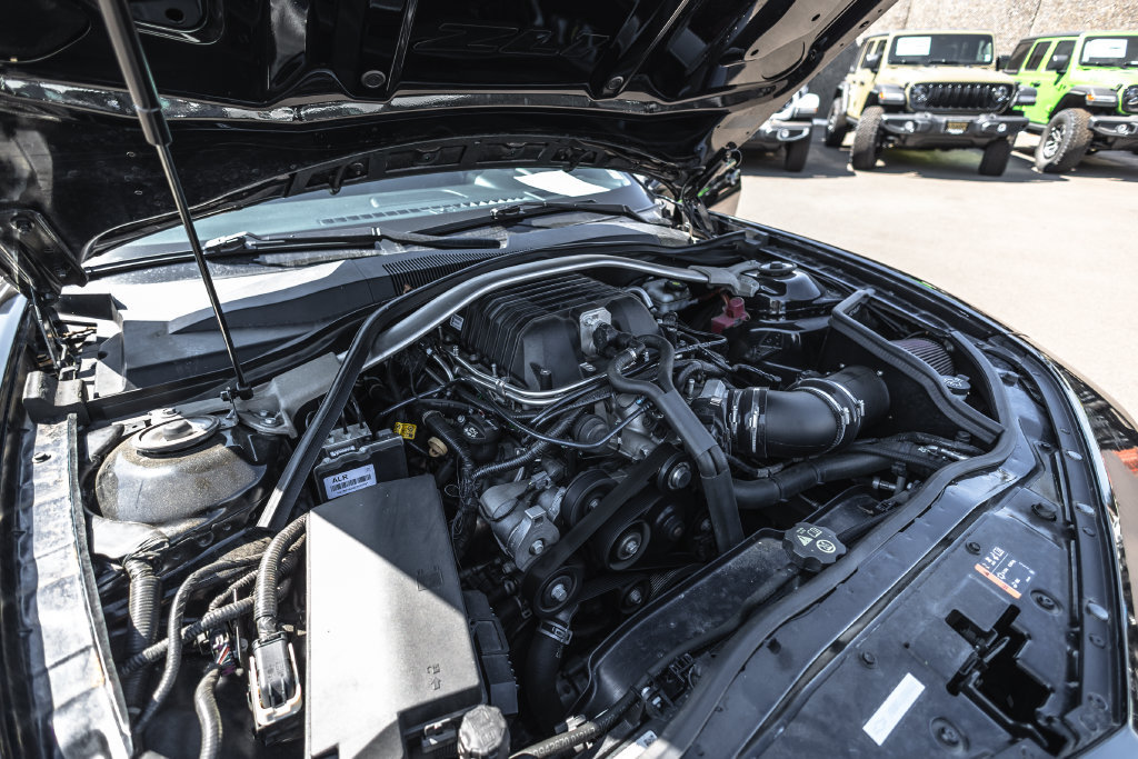 Used 2013 Chevrolet Camaro ZL1 RWD image 26