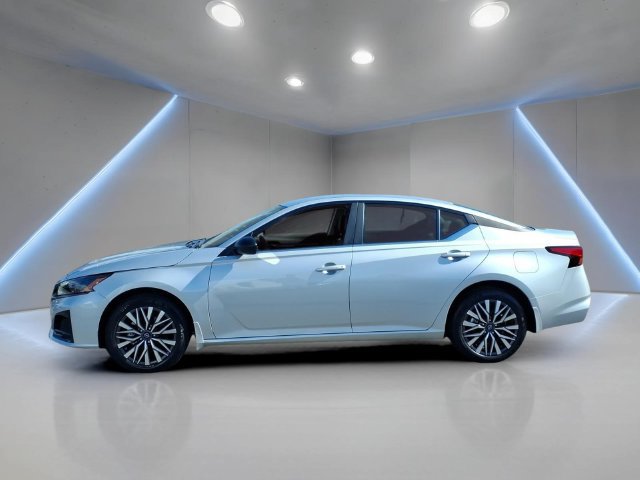 Used 2026 Nissan Altima 2.5 SV AWD/4WD image 5