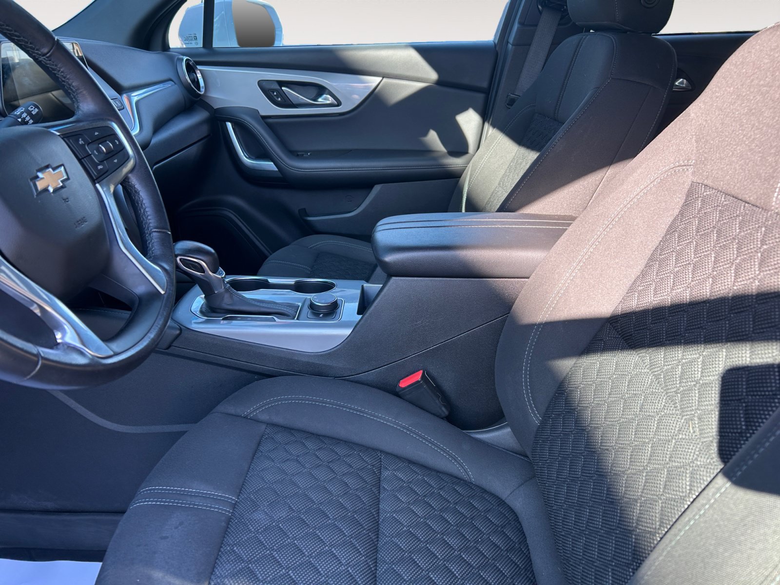 Used 2020 Chevrolet Blazer LT FWD image 9